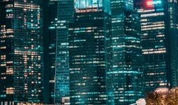 Standard Chartered keeps expanding this key Singapore team