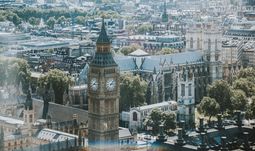 Optiver raised pay to £592k in London but its people elsewhere earned more