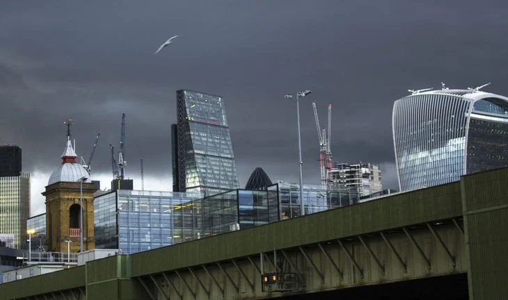 London ECM banking jobs hit with horrible chart 