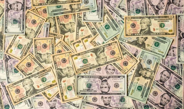 Goldman Sachs' "deserving" new MDs on salaries of $400k-$500k